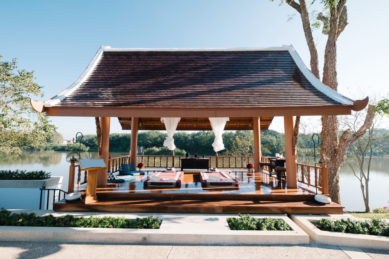 Spa Pavilion at Raymond Sion